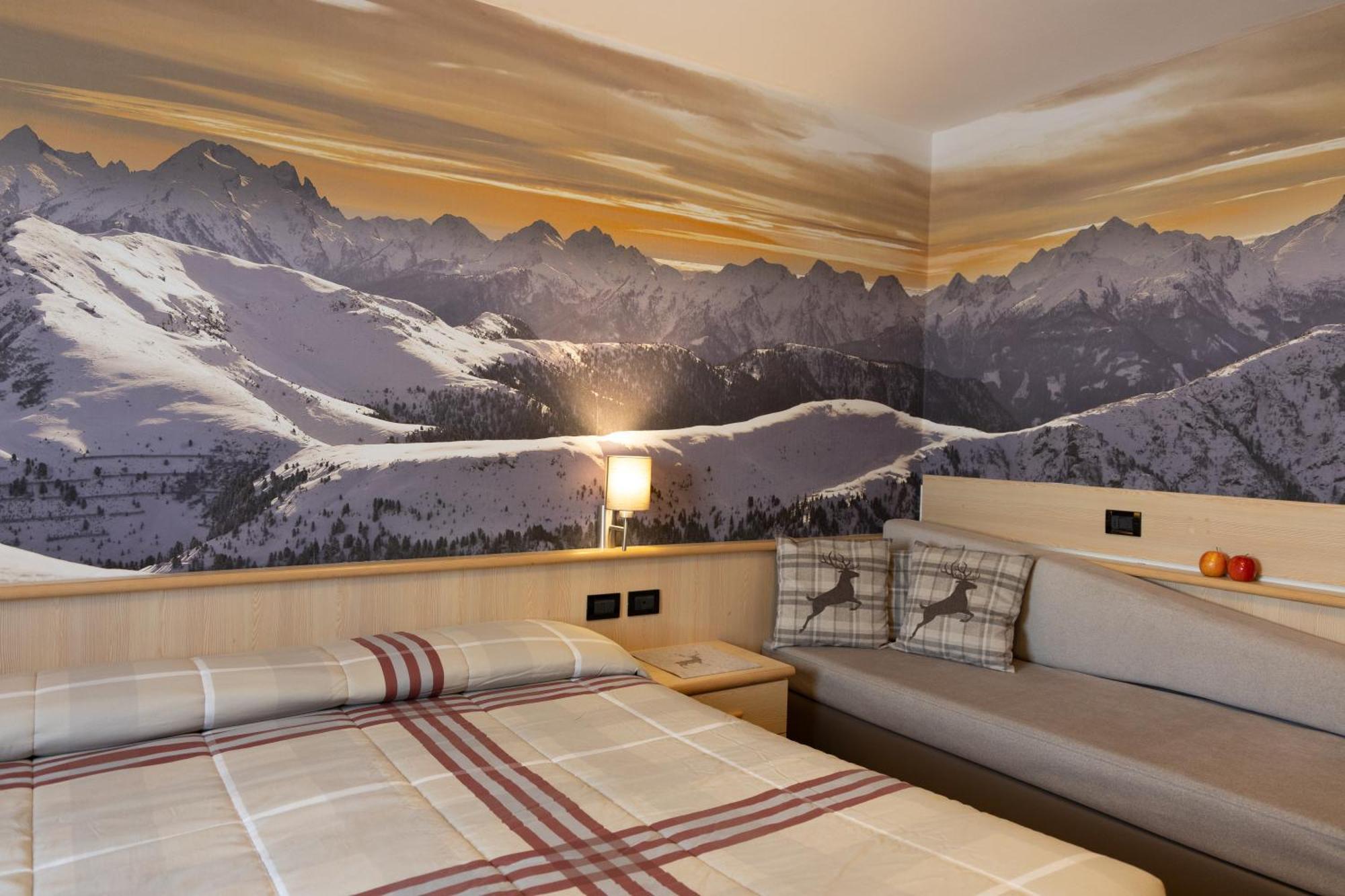 Albergo Venezia Passo Rolle Esterno foto