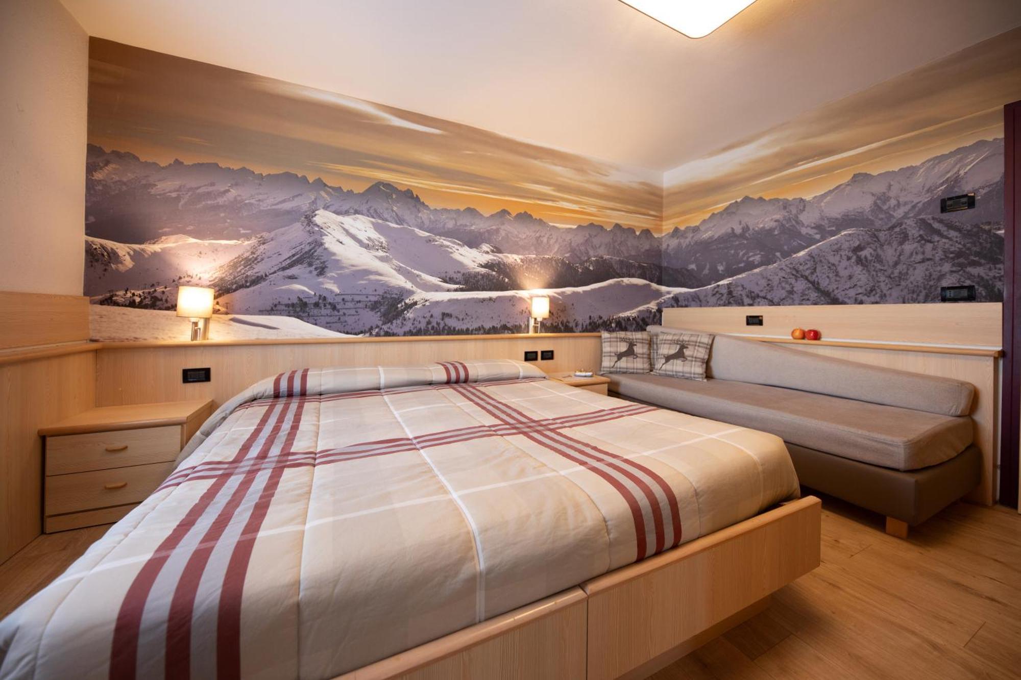 Albergo Venezia Passo Rolle Esterno foto
