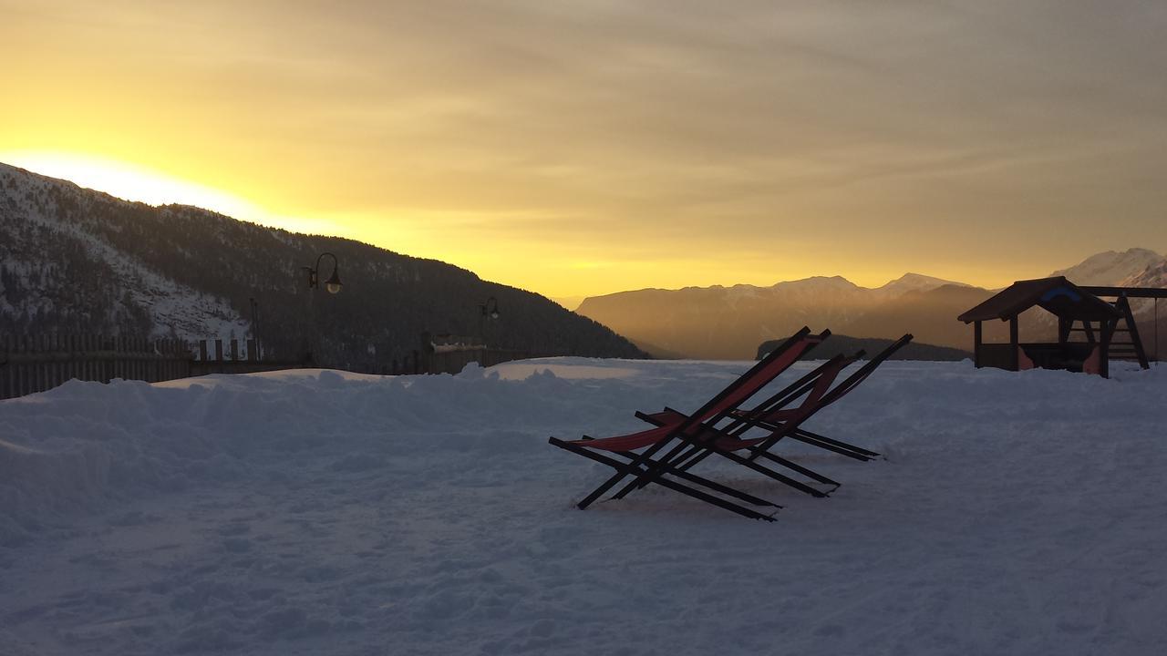 Albergo Venezia Passo Rolle Esterno foto